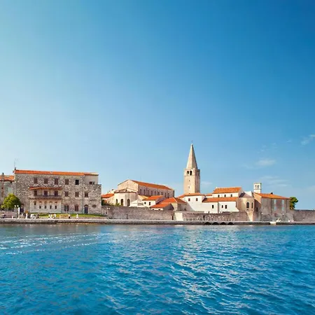 Stana A2+2 For 4 Persons With Balcony And Sea View Apartment Porec