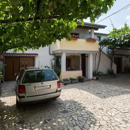 Stana A2+2 For 4 Persons With Balcony And Sea View Apartment *