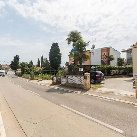 Stana A2+2 For 4 Persons With Balcony And Sea View * Porec